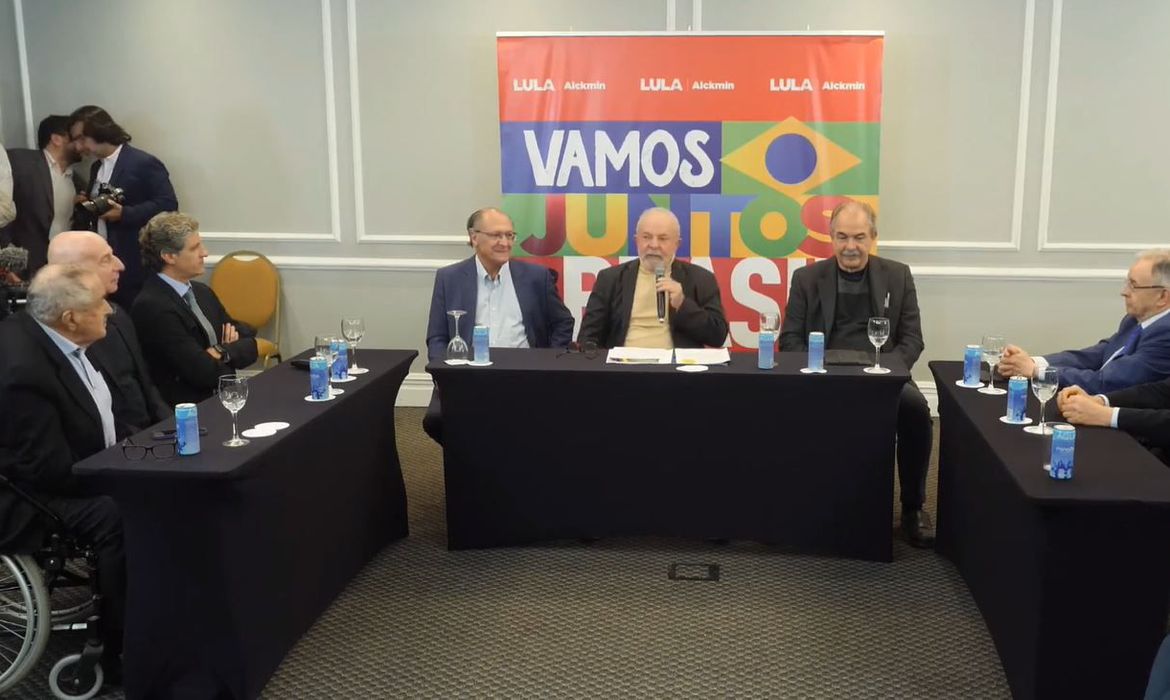 Lula durante evento com empresários da construção civil