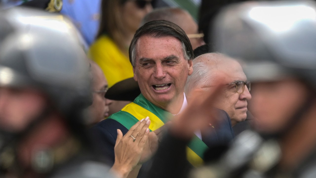 Brazilian President Jair Bolsonaro attends a military parade to mark Brazil's 200th anniversary of independence in Brasilia, on September 7, 2022. (Photo by EVARISTO SA / AFP)