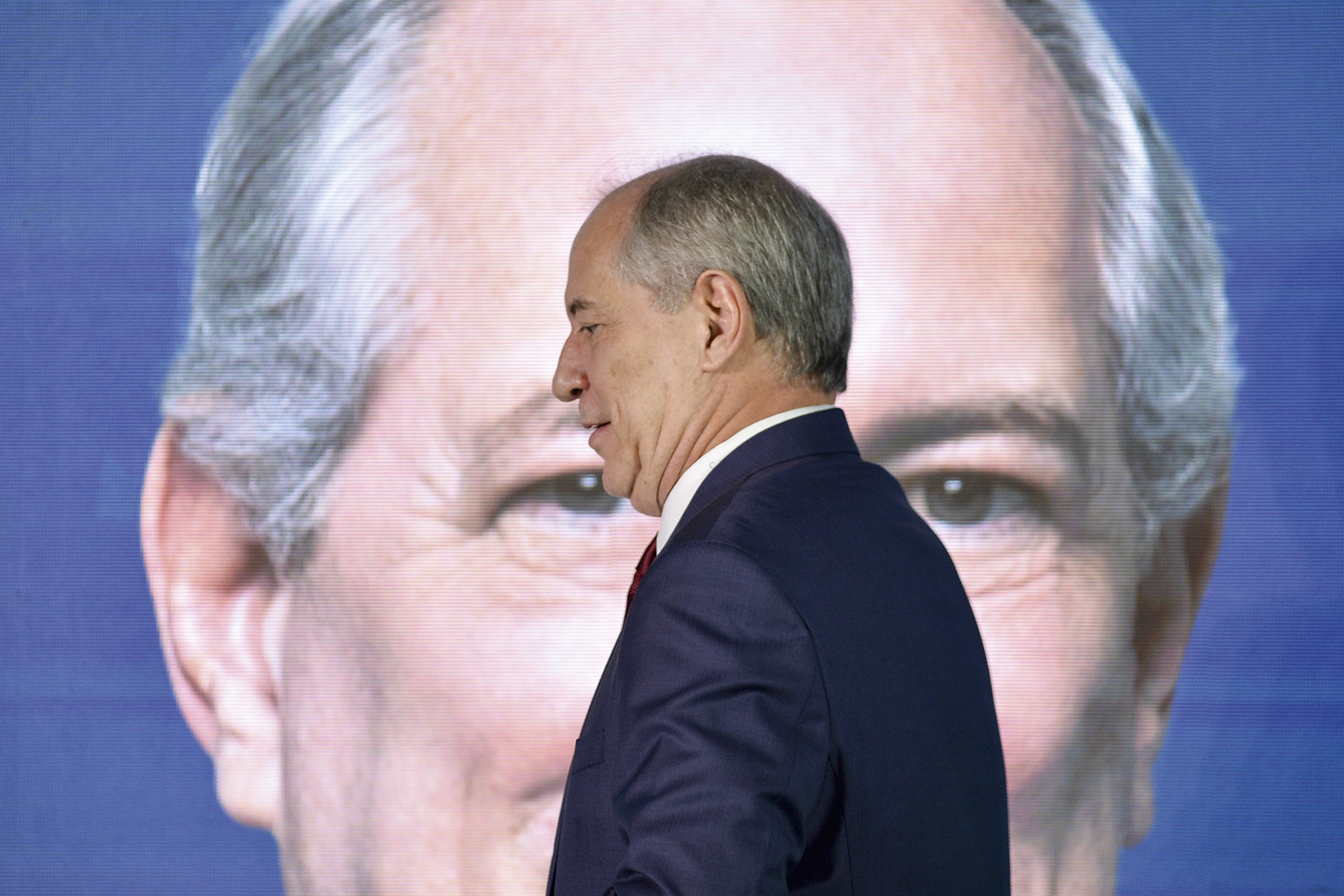 Depois de chamar Lula de bandido Ciro Gomes decide apoiar o