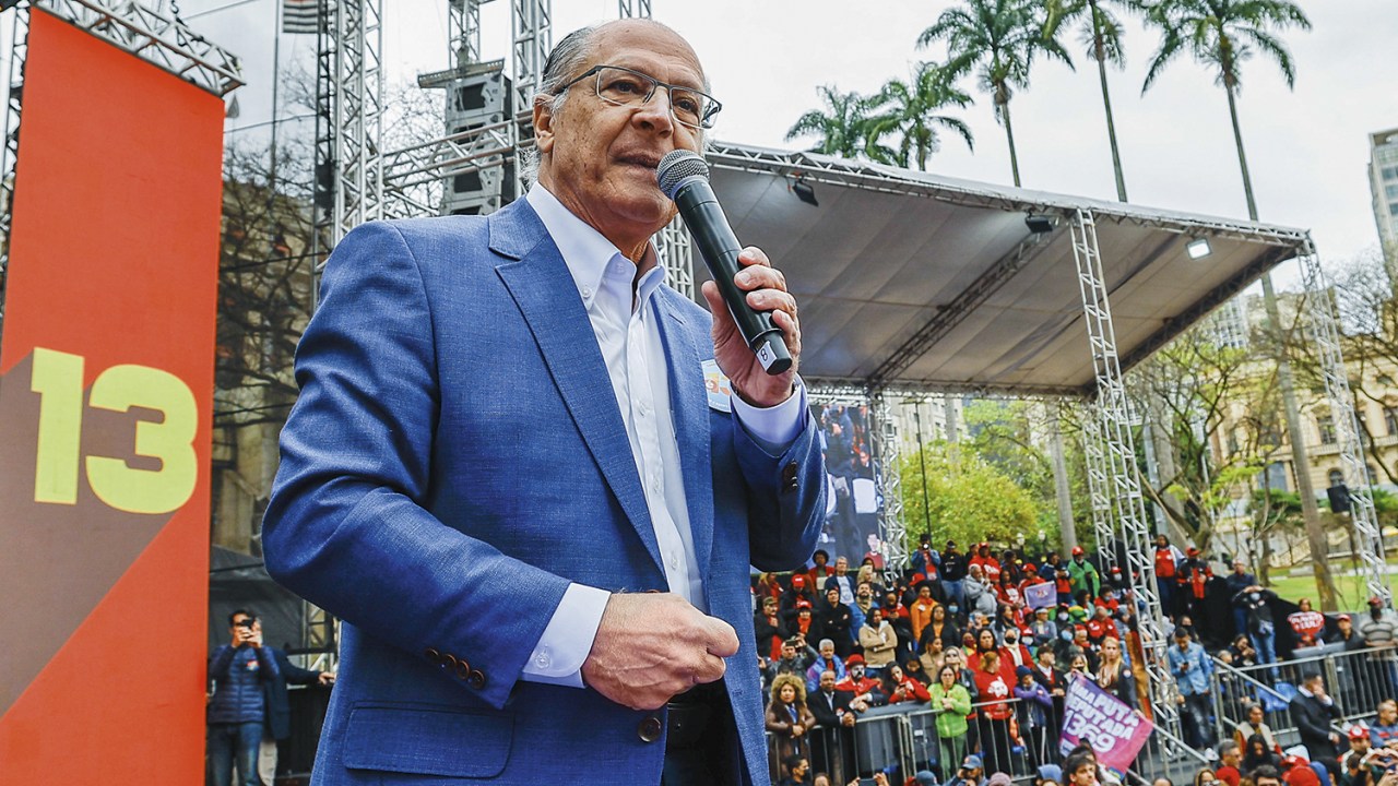 NO PALANQUE - O ex-governador paulista: “Quando Lula me estendeu a mão, senti um chamado à razão” -