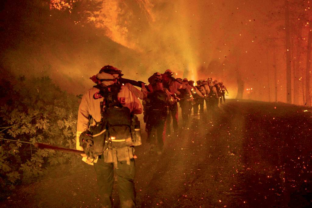 SOBREVIVÊNCIA - Incêndio na Califórnia: imagens assim cativam multidões -
