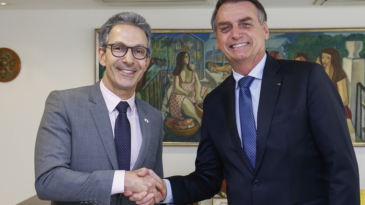 ESTRATÉGIA - O governador Romeu Zema e Bolsonaro: o distanciamento entre os antigos aliados é apenas aparente -