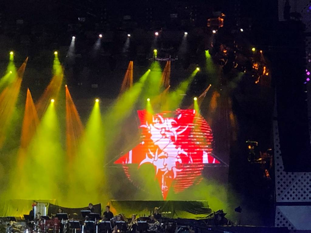 Estrela vermelha no telão do show do Sepultura no Rock in Rio 2022 -