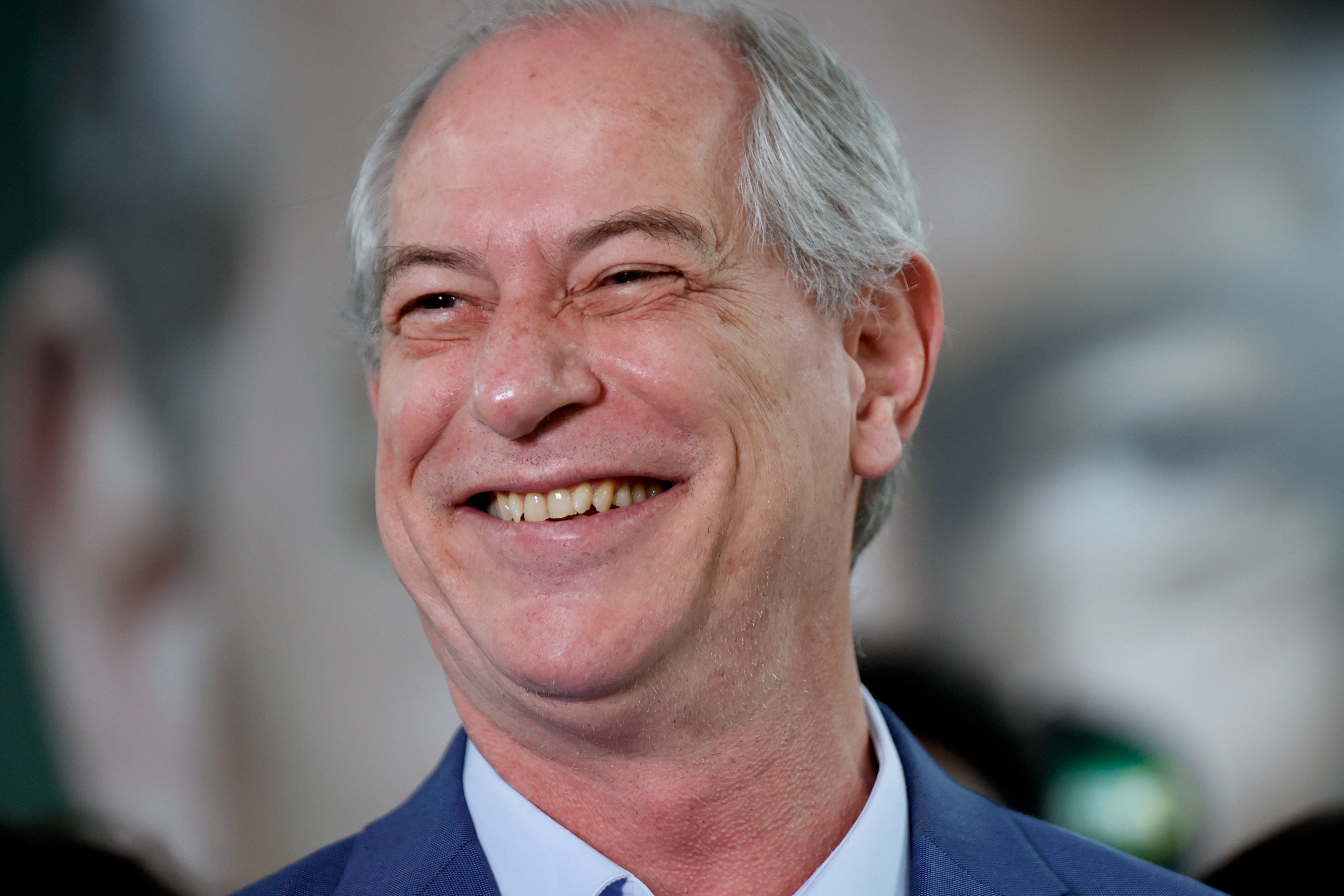 Com manifesto na o Ciro atinge sua segunda melhor marca no