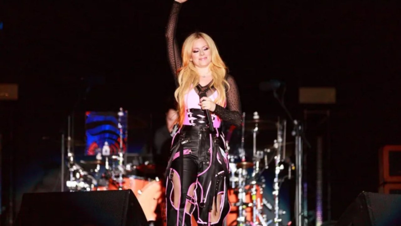 Avril Lavigne em seu show no Rock in Rio nesta sexta-feira, 9
