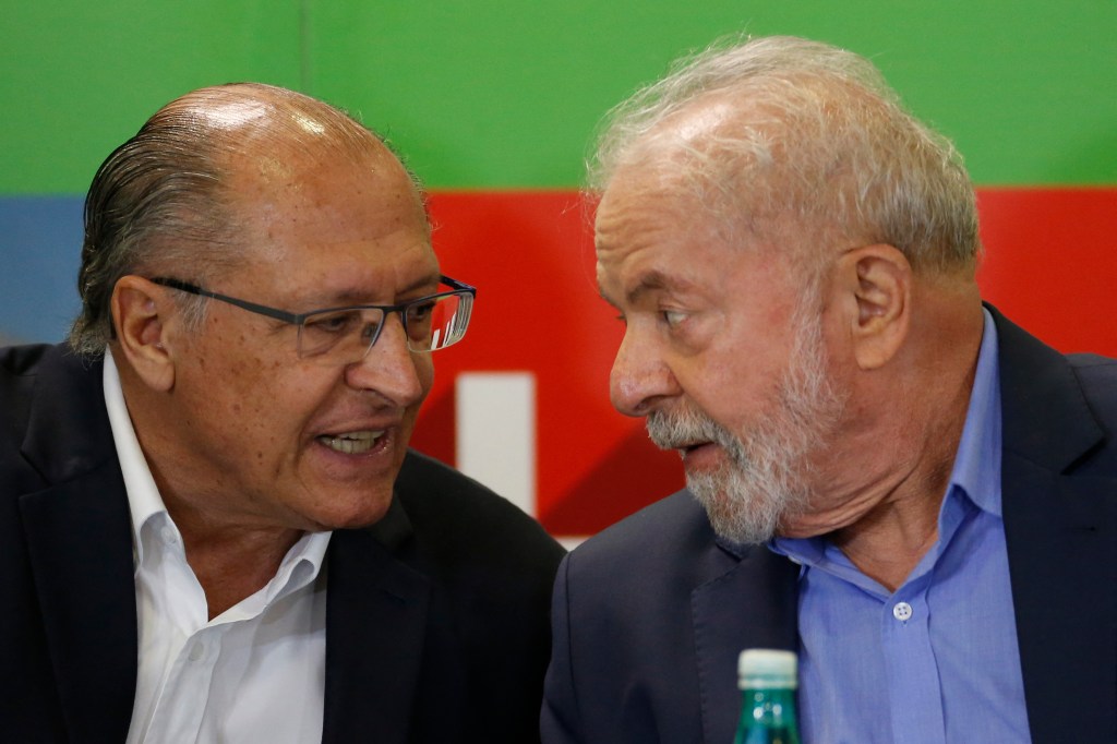 Geraldo Alckmin e Luiz Inácio Lula da Silva (05/10/2022)