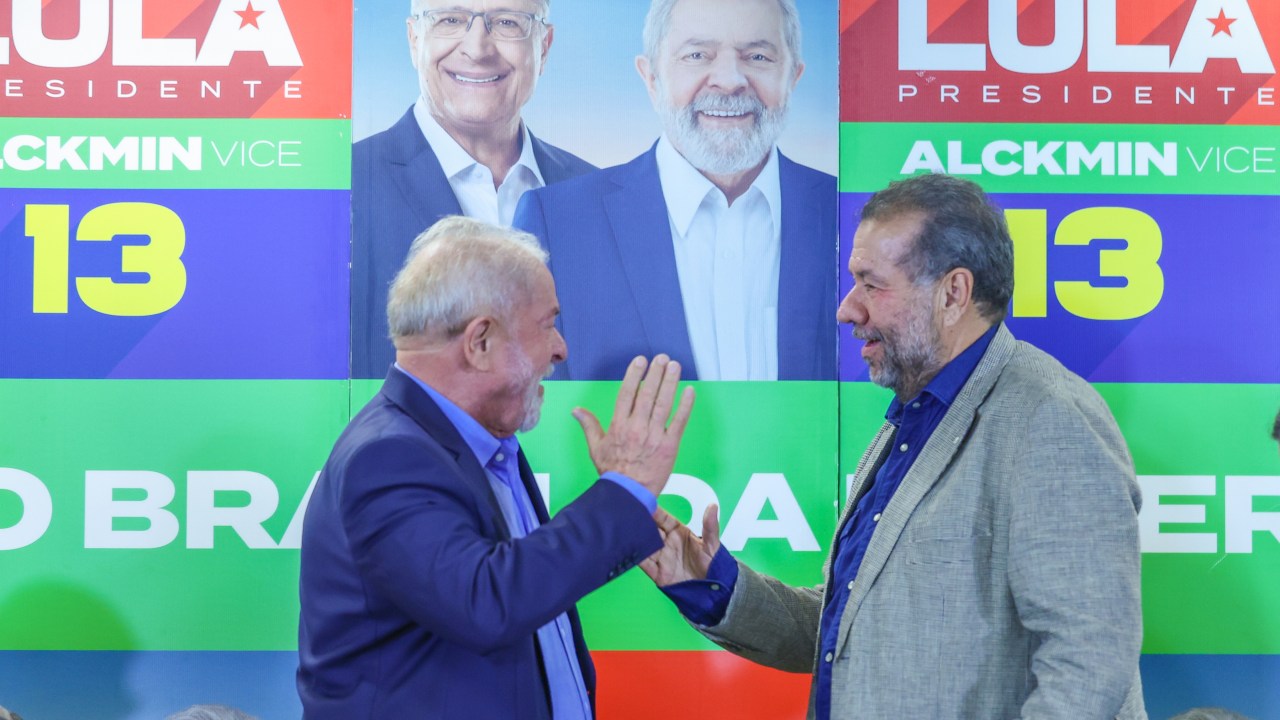 04.10.2022 - Lula e Alckmin se encontram com o presidente nacional do PDT, Carlos Lupi, em São Paulo (SP). Foto: Ricardo Stuckert