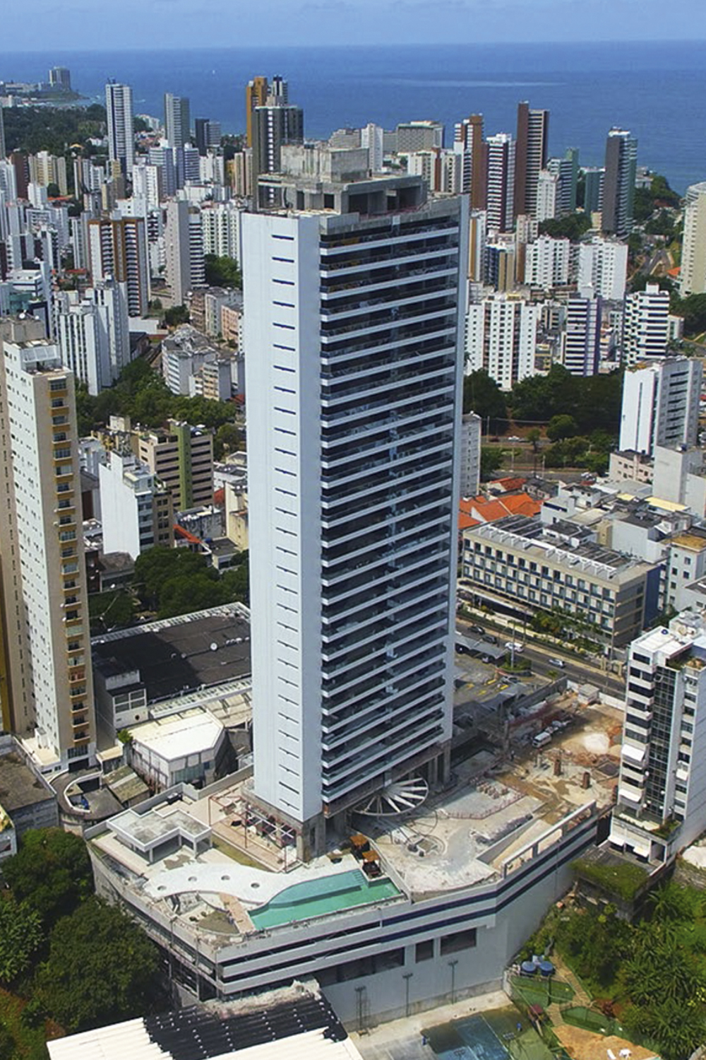 Book-Mansão-Bahiano-de-Tênis-2.jpg LAR, DOCE LAR - Edifício Mansão Bahiano: construtora local recebeu decisão favorável do governo de Costa -