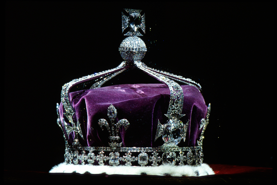 The Crown Of Queen Elizabeth The Queen Mother (1937) Made Of Platinum And Containing The Famous Koh-i-noor Diamond Along With Other Gems.