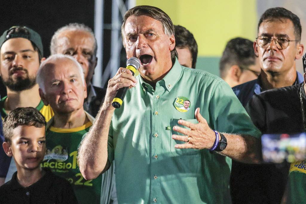 ARTICULAÇÃO - Bolsonaro: apoio forte no Congresso e promessa de reformas -