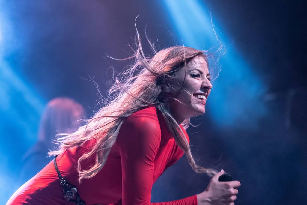 Promessa sueca do rock, Blues Pills faz show potente em São Paulo