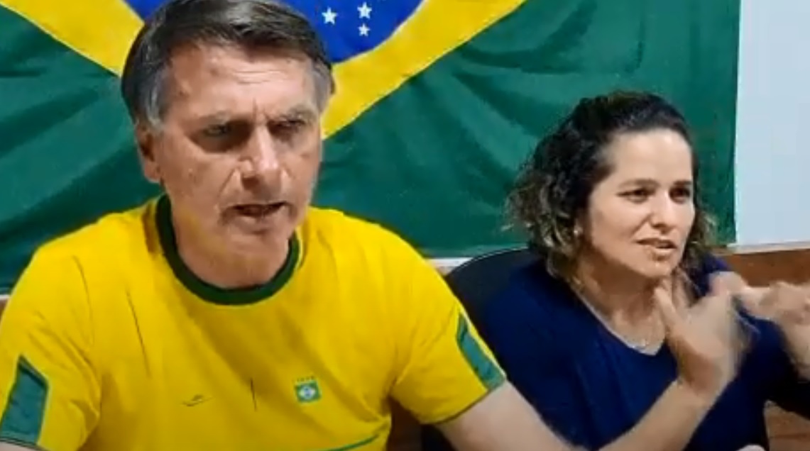 Bolsonaro wore a green and yellow shirt and asked voters to do the same