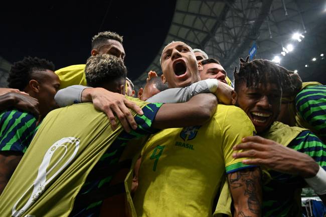 Brasil venceu e convenceu em sua estreia no Mundial -