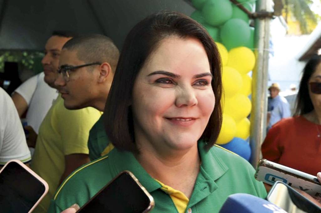 FOGO AMIGO - Coronel Fernanda (PL-MT): eleita repetindo o mote de campanha “Pela liberação do porte” -