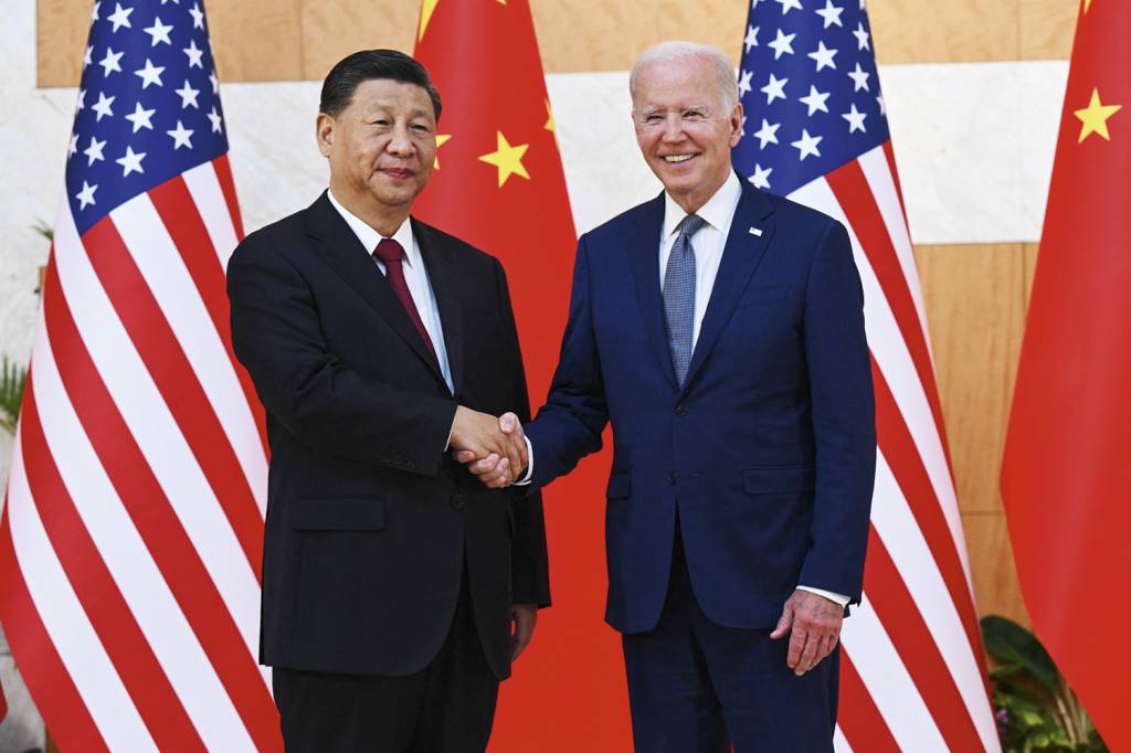 ALÍVIO - Biden com Xi pela primeira vez: reforçado pelo resultado da eleição -