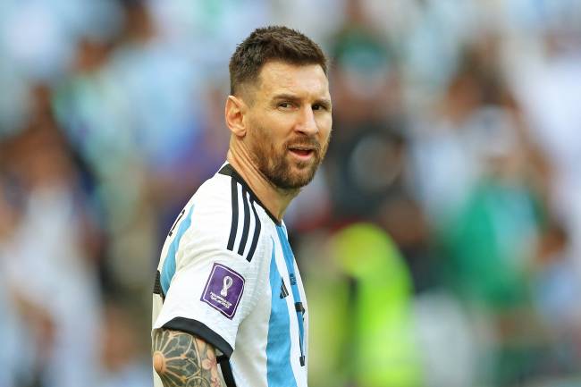 Messi busca redenção após derrota na estreia -