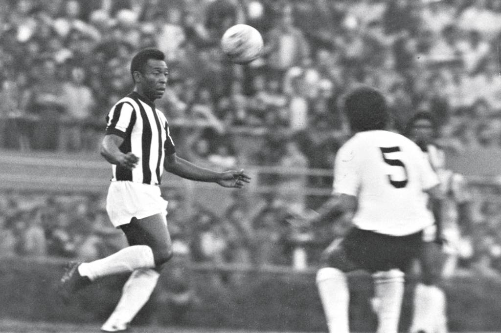 EM 1974 - O rei Pelé, pelo Santos: e se ele tivesse jogado a Copa? -