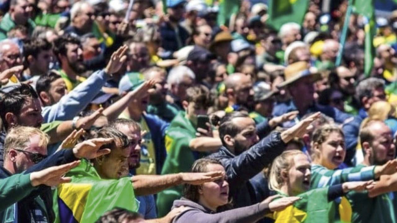 GESTO - chocante Ato de apoio ao presidente no Sul: sob investigação -