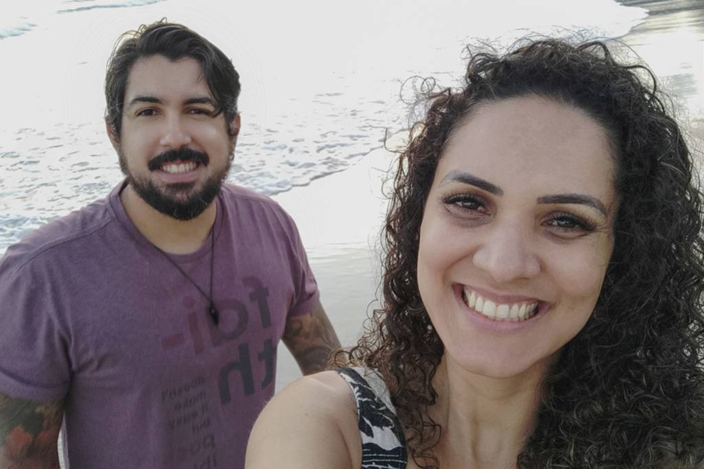 VIDA A DOIS - Casados há quase dez anos, Mayara Silva e Vinícius de Mendonça não querem filhos. “Não temos essa necessidade para sermos felizes, mas ainda há muita cobrança” -