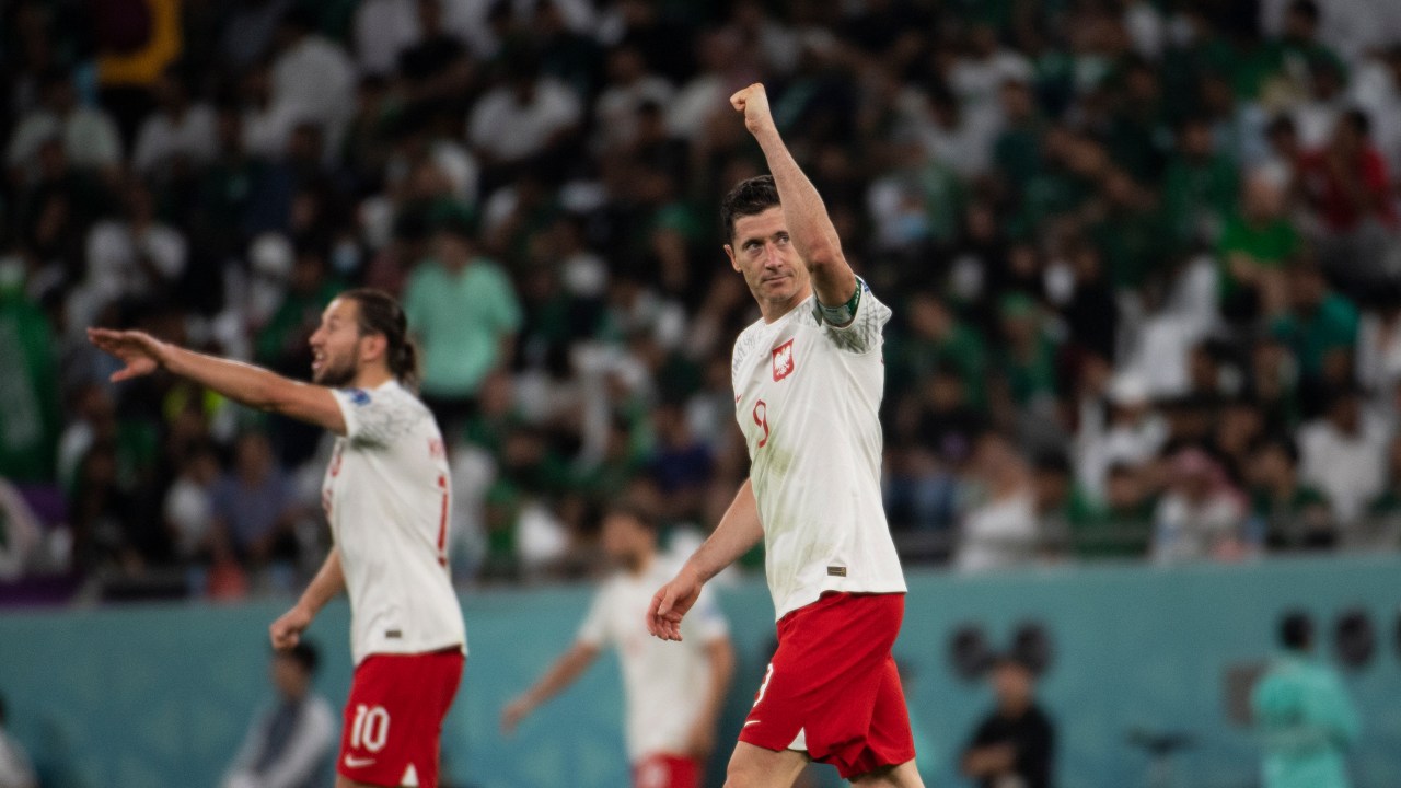 Lewandowski fez o primeiro dele após cinco jogos em Mundiais -