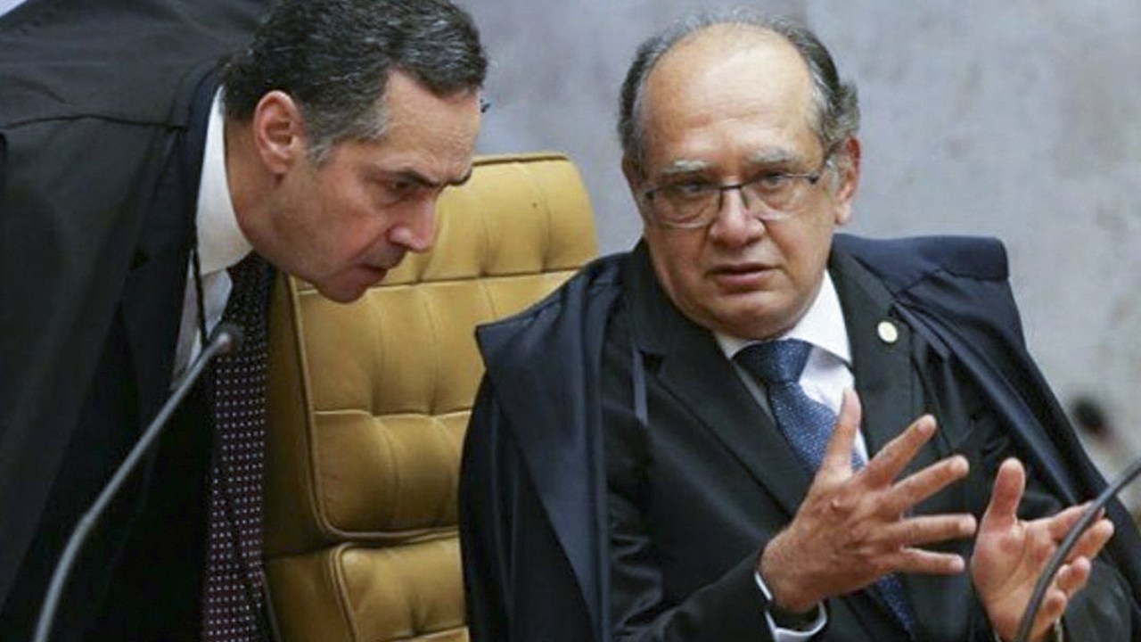 Os ministros Luís Roberto Barroso e Gilmar Mendes, do Supremo Tribunal Federal