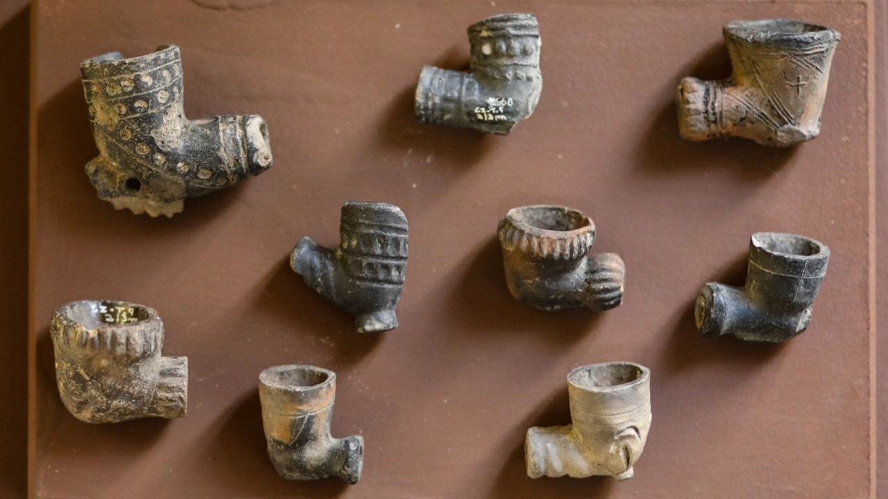 Artefatos arqueológicos encontrados no Cais do Valongo serão expostos em mostra inédita.