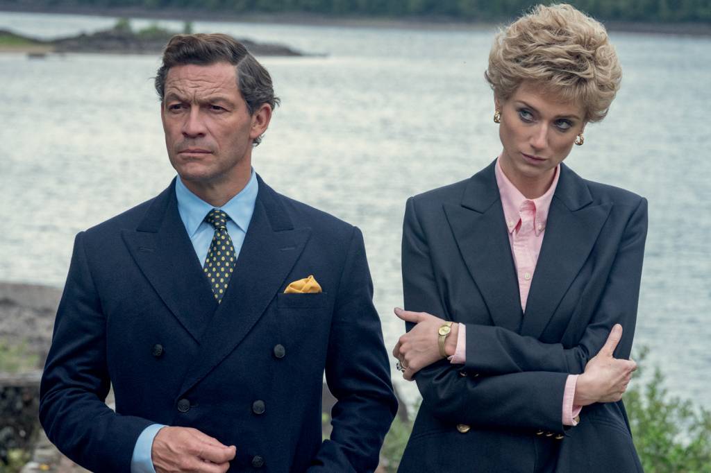 TURBULÊNCIA - Charles e Diana (Dominic West e Elizabeth Debicki): o divórcio abalou a monarquia -