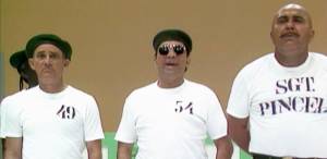 dede-santana-renato-aragao-e-roberto-guilherme-1591616834021_v2_615x300 Renato Aragão e Dedé Santana faziam graça ao lado de Roberto Guilherme -