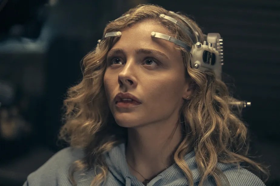 Scene from the series Peripherals, with Chloë Grace Moretz