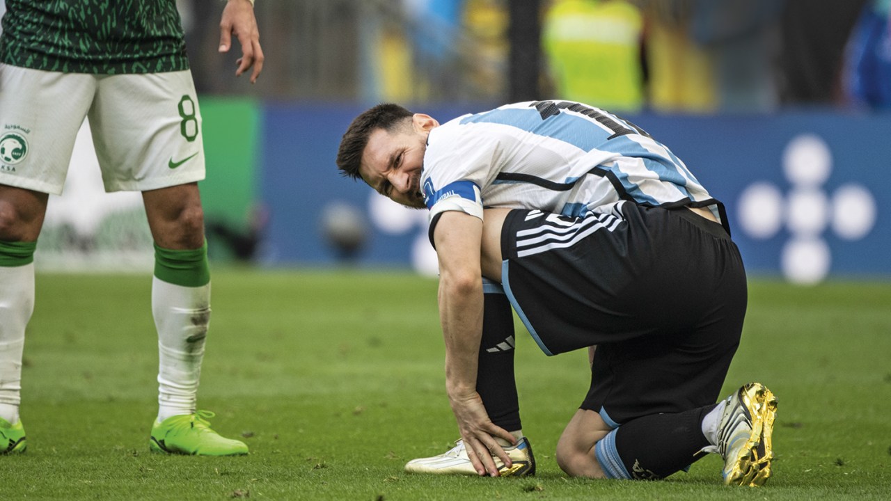 35 ANOS - Lionel Messi, depois da derrota para a Arábia Saudita: “Estamos mortos” -