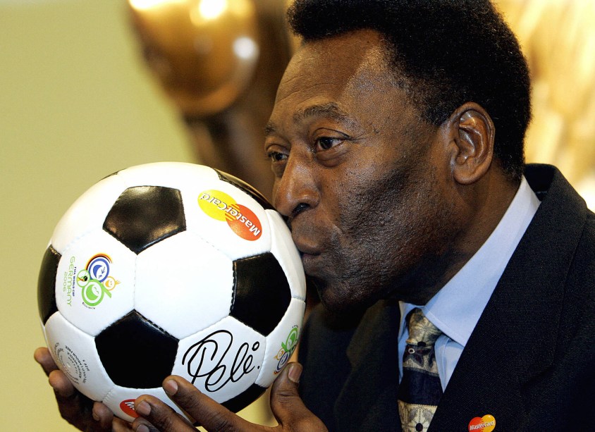 Pelé durante evento para promover a Copa do Mundo de 2006, na Alemanha -