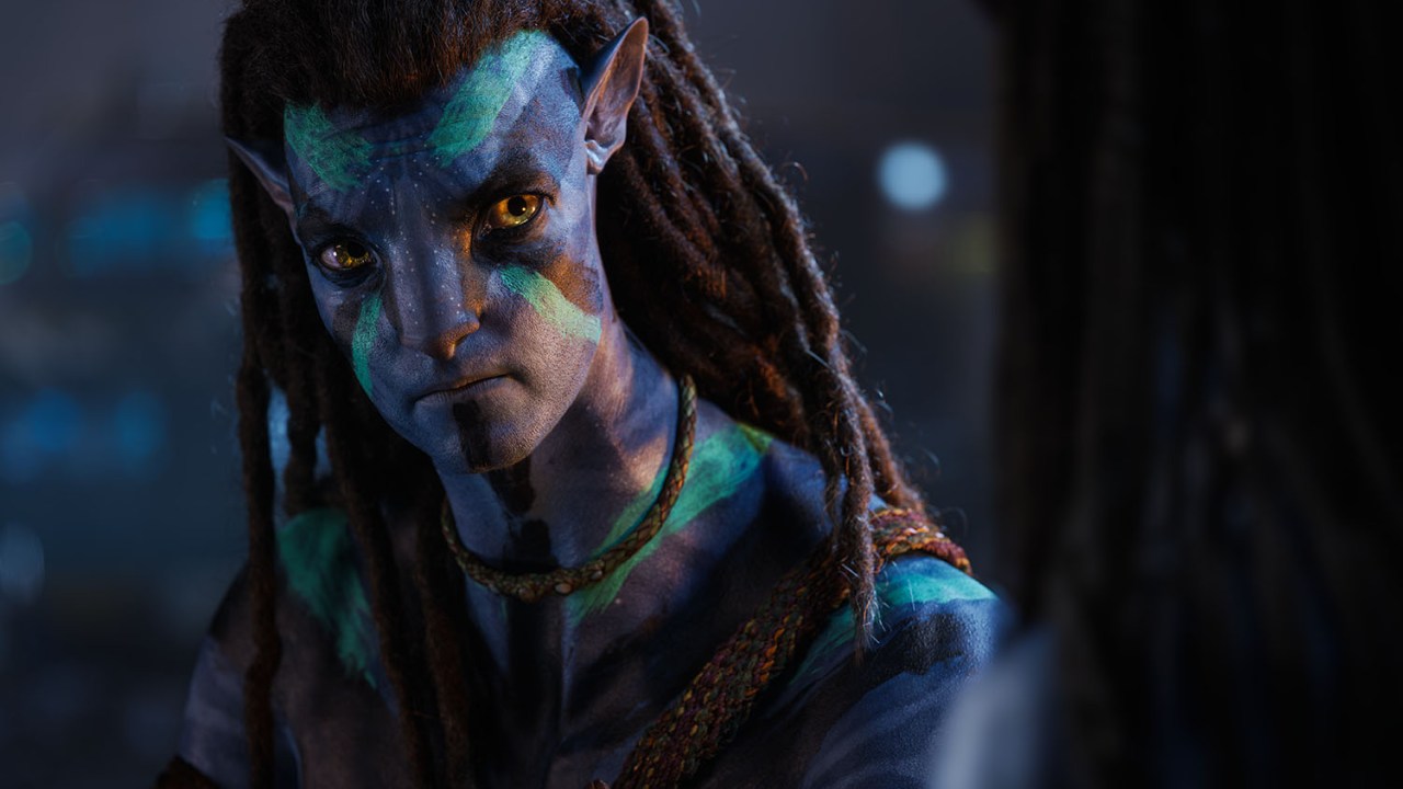 Jake Sully (Sam Worthington) em 'Avatar: O Caminho da Água' -