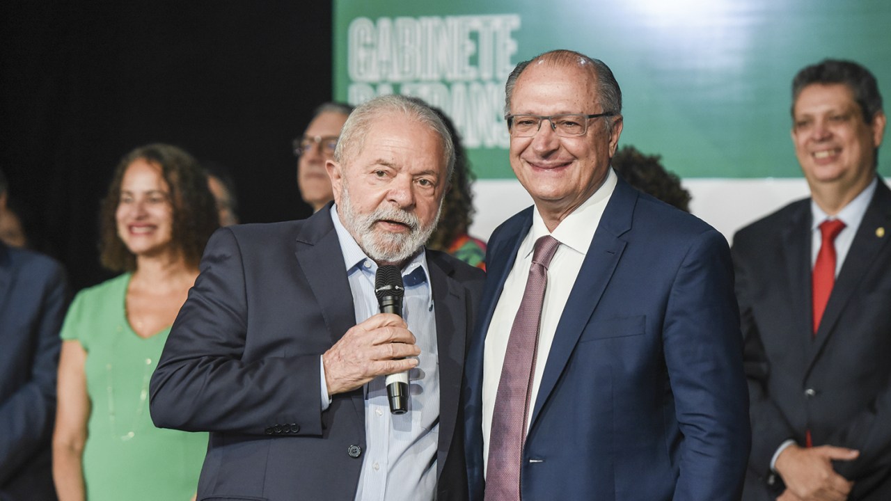 SURPRESA - Lula e Alckmin: o vice tem prestígio e excelente trânsito junto ao empresariado -