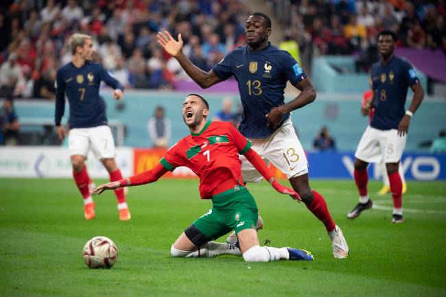 Youssouf Fofana, jovem defensor francês, não sentiu a pressão na Copa -