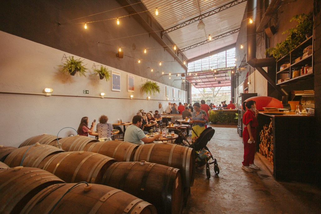 Trilha Fermentaria, na Barra Funda: o espaço também é usado para envelhecer cervejas em barris -