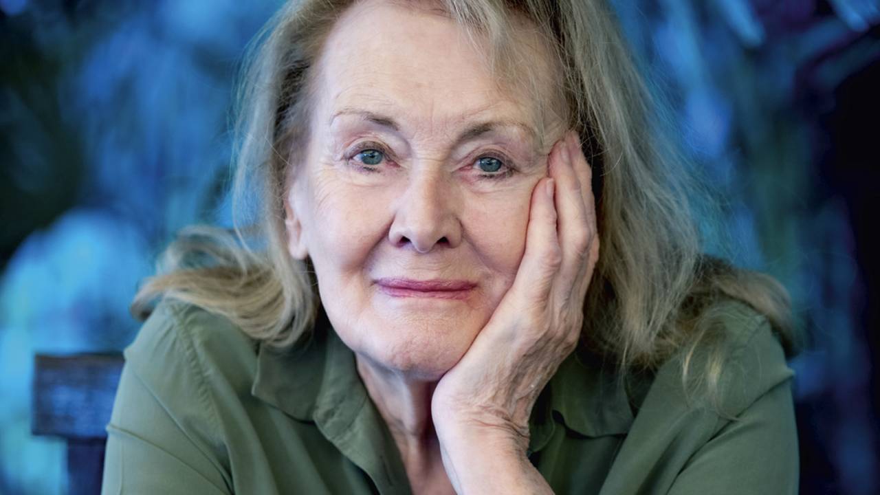 CORAJOSA - Annie Ernaux: dama do gênero apelidado de “autossociobiografia” -
