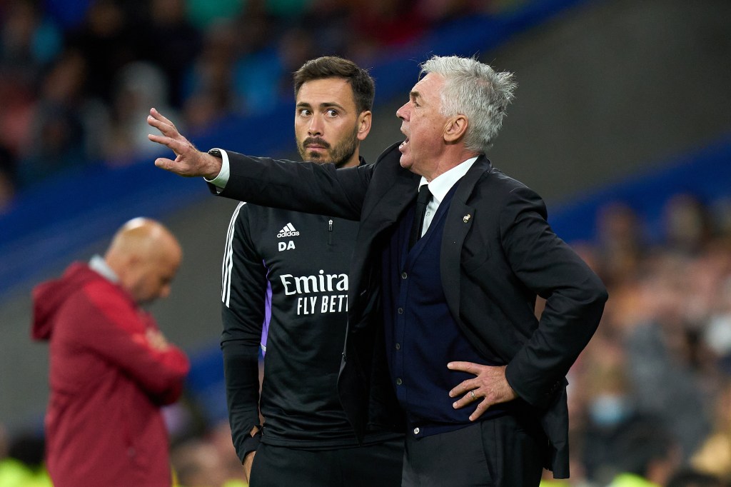 Davide e Carlo Ancelotti: jovem chegou a dirigir o Real Madrid em um jogo