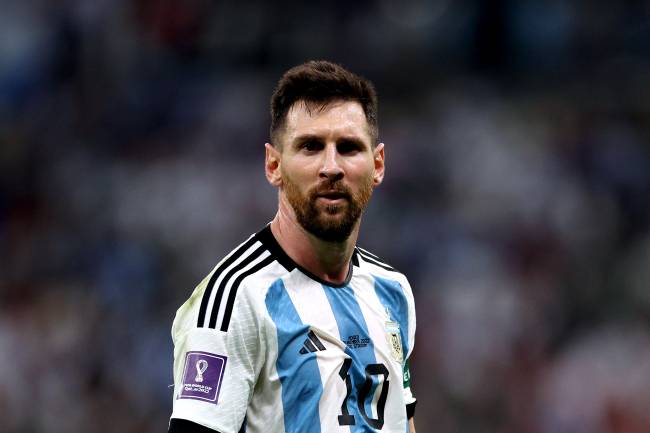 Messi lidera a Argentina em busca das quartas de final -