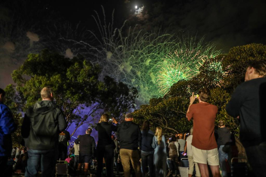 Austrália celebra chegada de 2023 com fogos em Sydney -