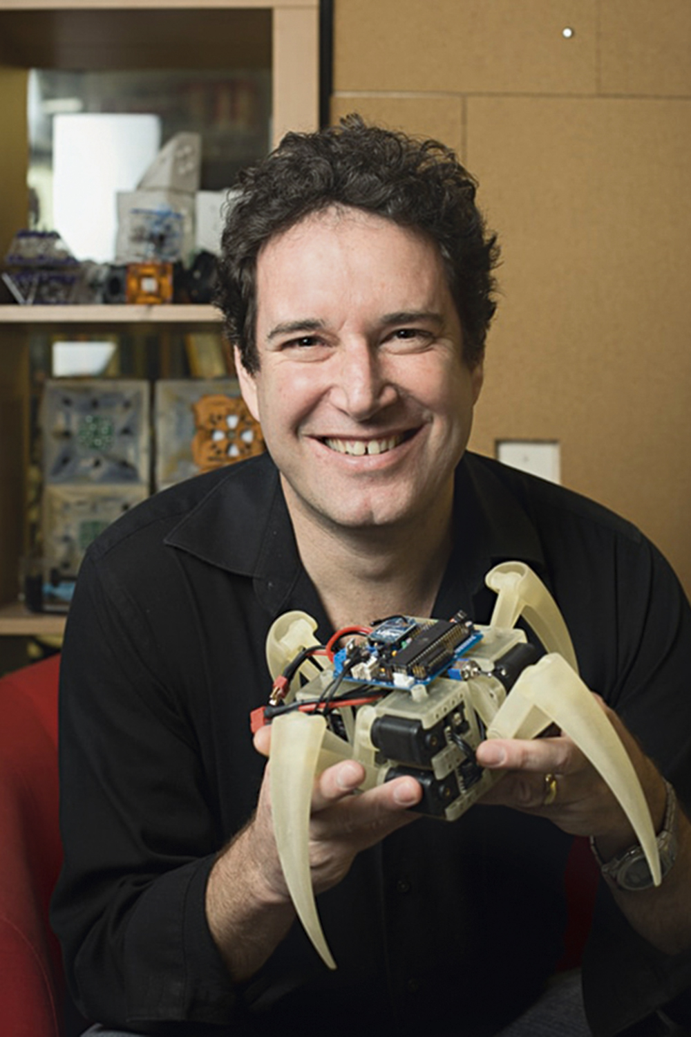 HOD-LIPSON-b.jpg NOVA ERA - Para Hod Lipson, professor da Universidade Columbia que tem se dedicado a estudar as aplicações da inteligência artificial, o mundo está prestes a passar por uma grande transformação: “Estamos à beira de um novo gênero de arte visual”, afirma -
