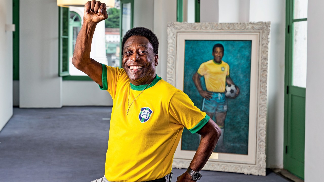 Pelé com a camisa da Seleção Brasileira -