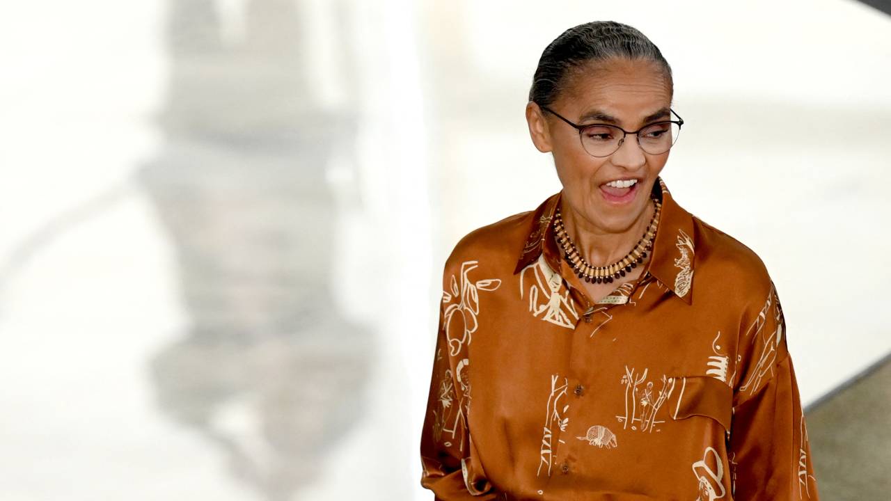 Brazilian new Environment Minister, Marina Silva, gestures during her swearing-in ceremony at the Planalto Palace in Brasilia on January 4, 2023. (Photo by EVARISTO SA / AFP)