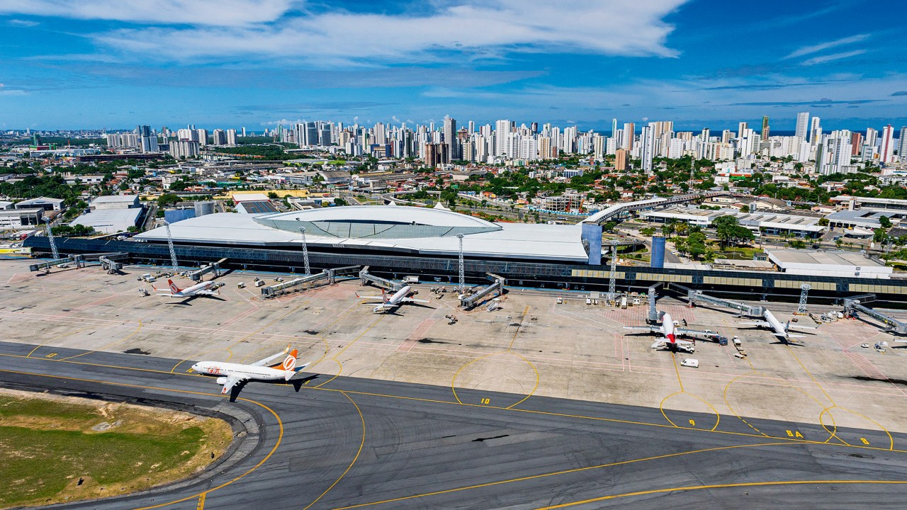 2C777WH Recife International Airport, Guararapes, Gilberto Freyre