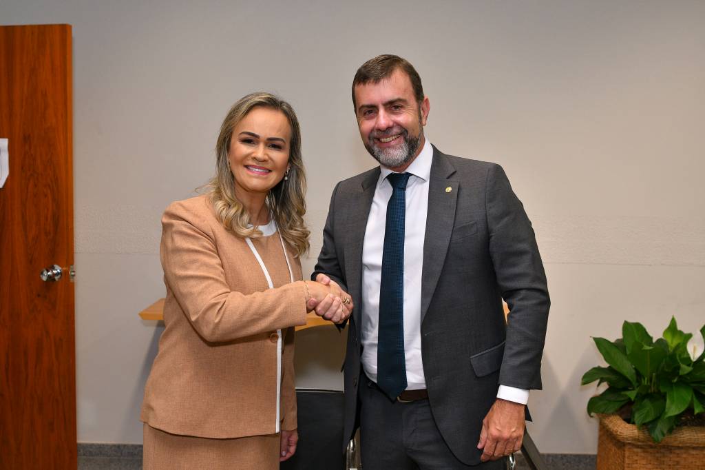 Com a saída de Daniela do Turismo, Marcelo Freixo entra na mira do Centrão