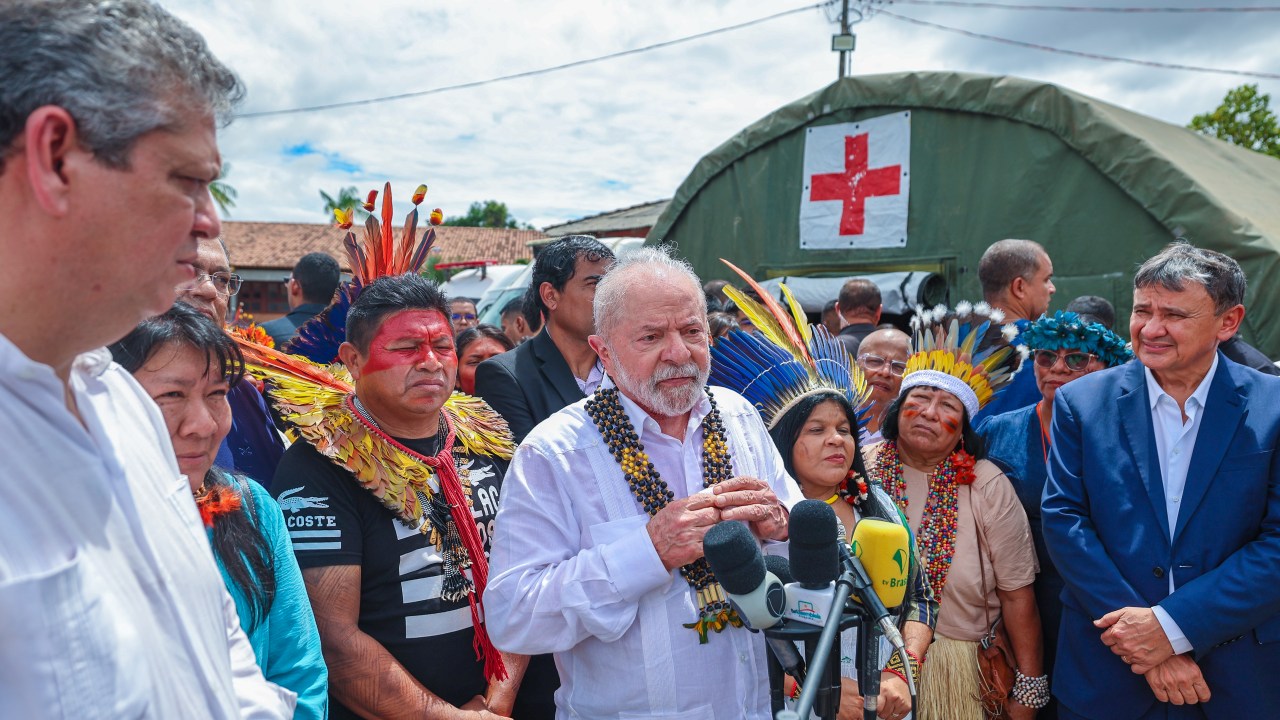 Lula durante anúncio de ações emergenciais para a população Yanomami, em Boa Vista -