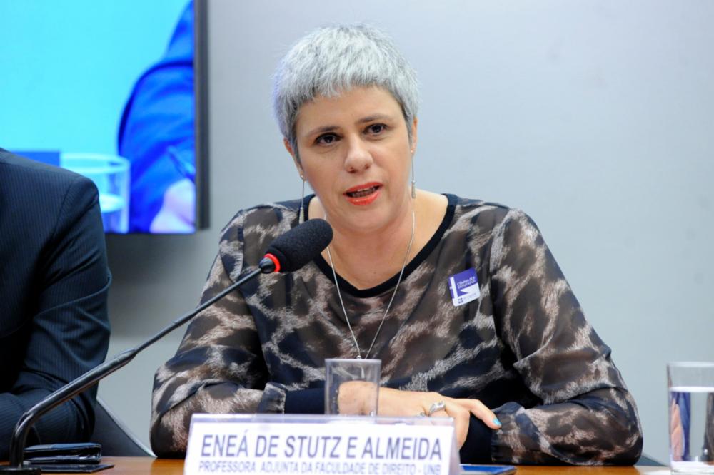 Sujeira n&atilde;o pode ficar sob o tapete, diz presidente da Comiss&atilde;o de Anistia  | VEJA