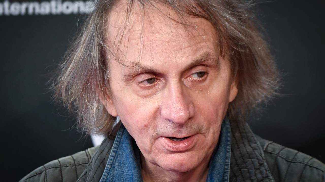 SAN SEBASTIAN, SPAIN - SEPTEMBER 25: French writer Michel Houellebecq attends 'Thalasso' photocall during 67th San Sebastian International Film Festival at Kursaal, San Sebastian on September 25, 2019 in San Sebastian, Spain. (Photo by Carlos Alvarez/Getty Images)