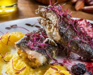 Nutcracker_Araucaria Trout Trota Araucaria: chef mixes international cuisine with regional ingredients from Serra da Mantiqueira