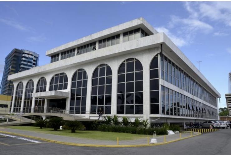 Fachada do Tribunal de Contas dos Estado de Alagoas (TCE-AL).