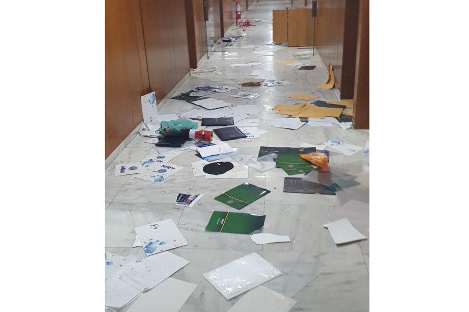 Ambiente interno do Palácio do Planalto alvo de vandalismo -